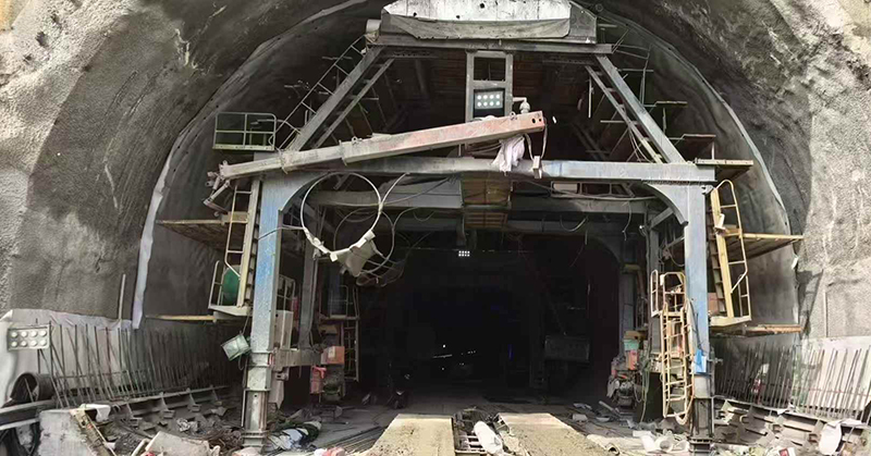 新北市安康出售高鐵掛布臺車